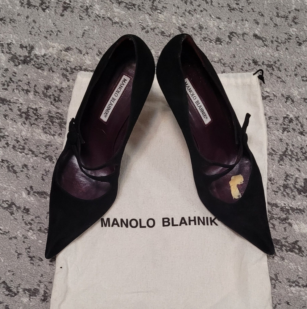 Manolo Blahnik 'Strada' Black Suede Heels